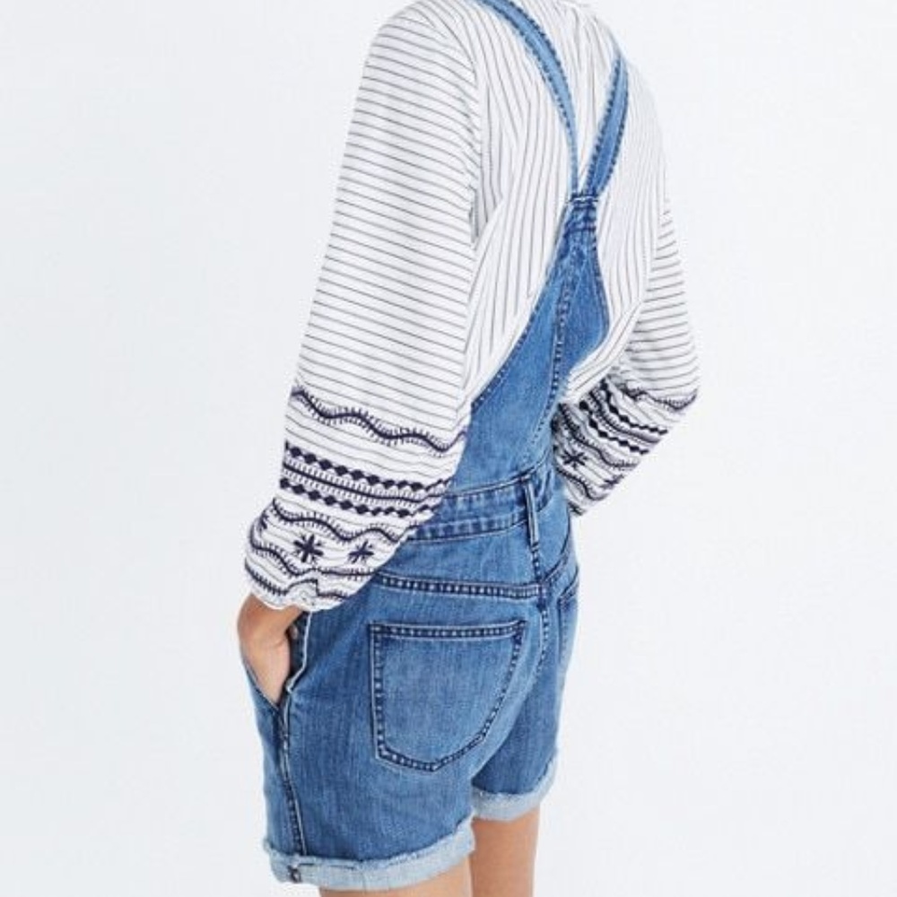 Madewell Adirondack Short Overalls in Dawkins Wash - Picture 3 of 4
